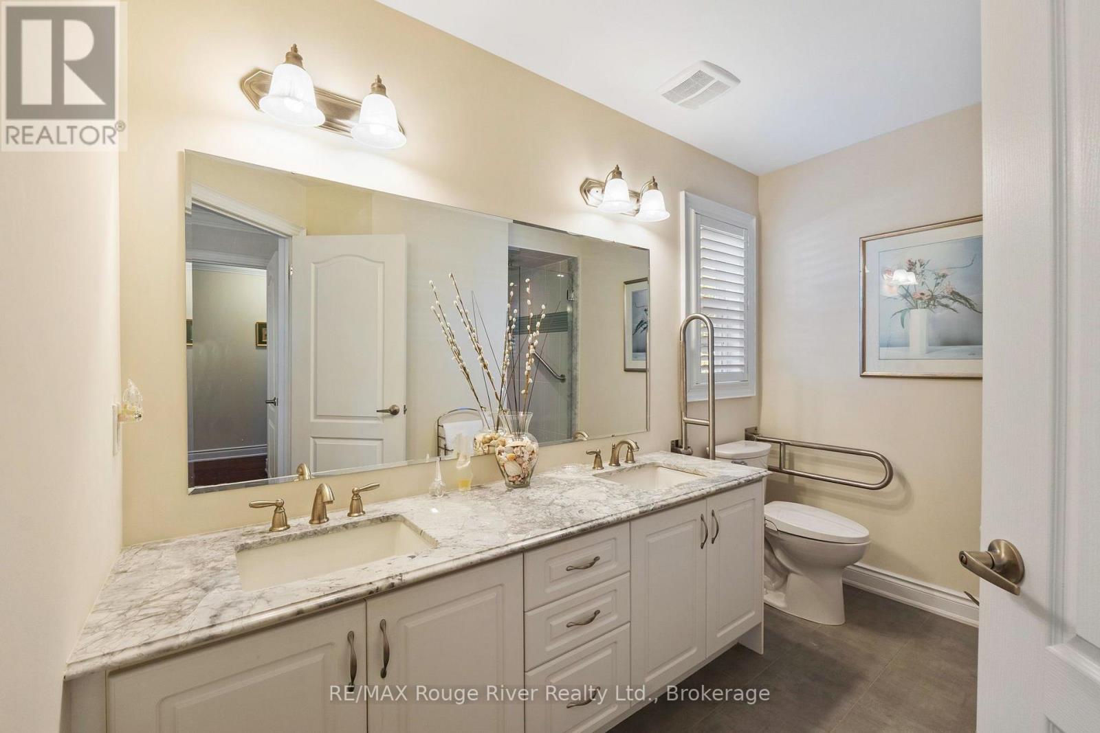 1 GREENAWAY CIRCLE - 13