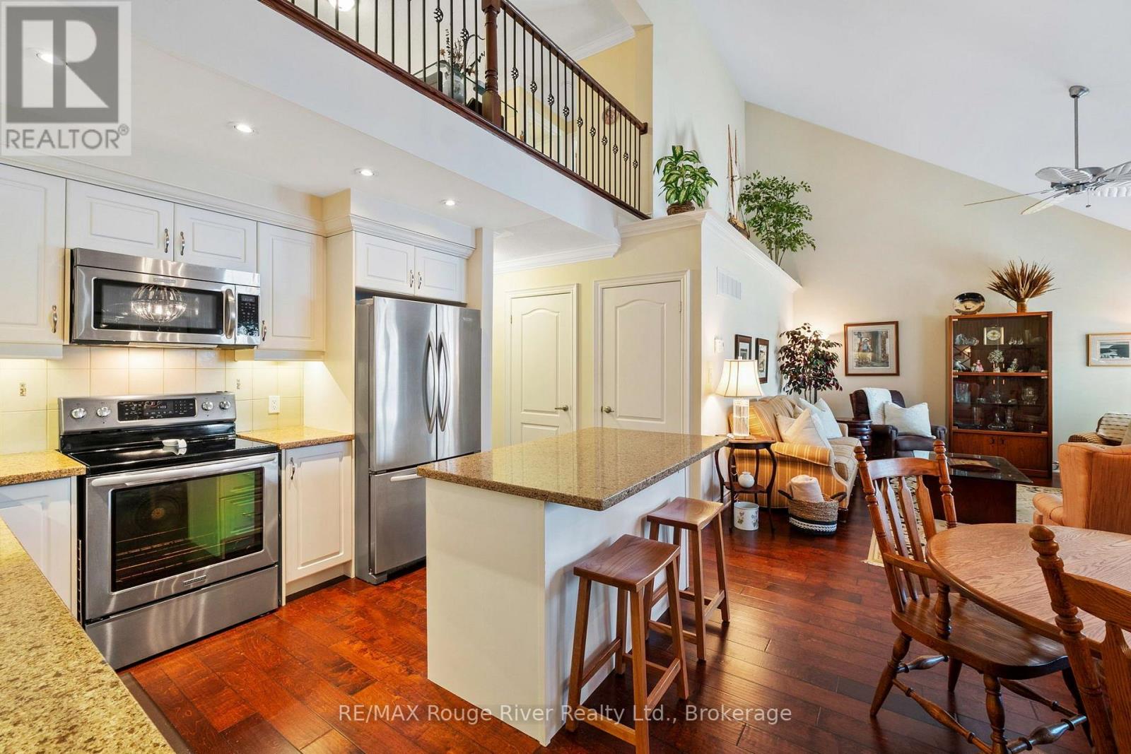 1 GREENAWAY CIRCLE - 19