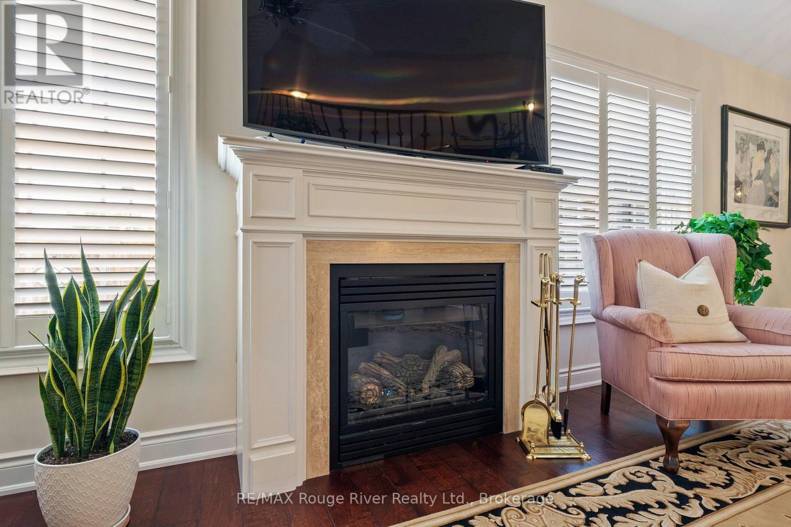 1 GREENAWAY CIRCLE - 22
