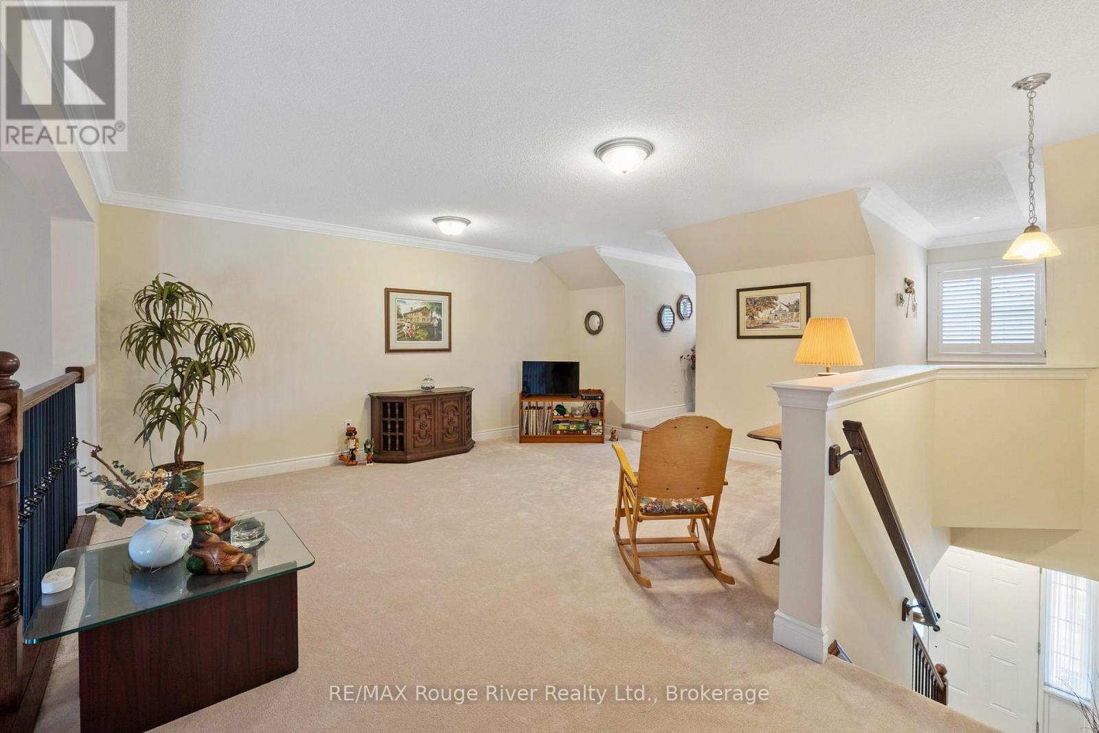 1 GREENAWAY CIRCLE - 27