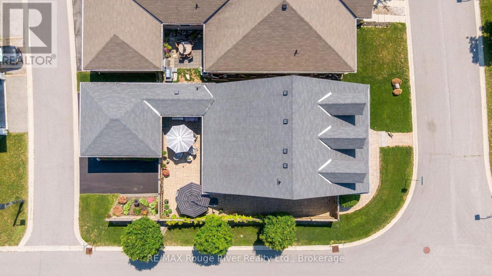 1 GREENAWAY CIRCLE - 41