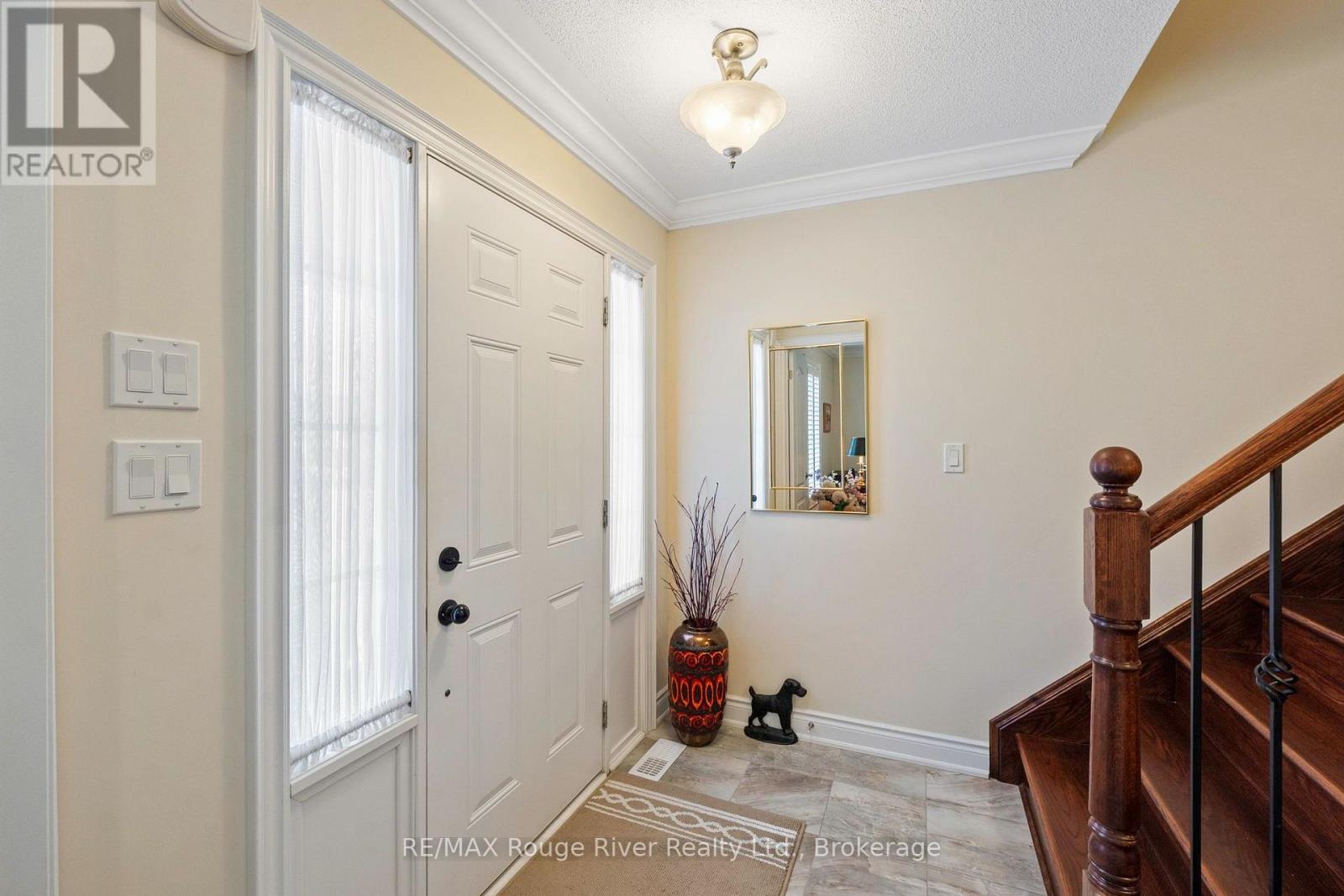 1 GREENAWAY CIRCLE - 6