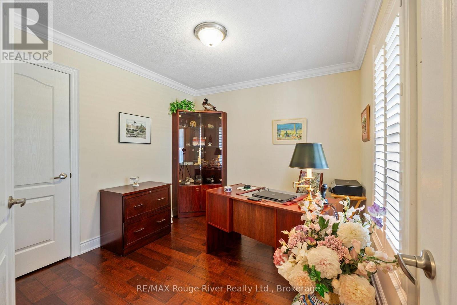 1 GREENAWAY CIRCLE - 8
