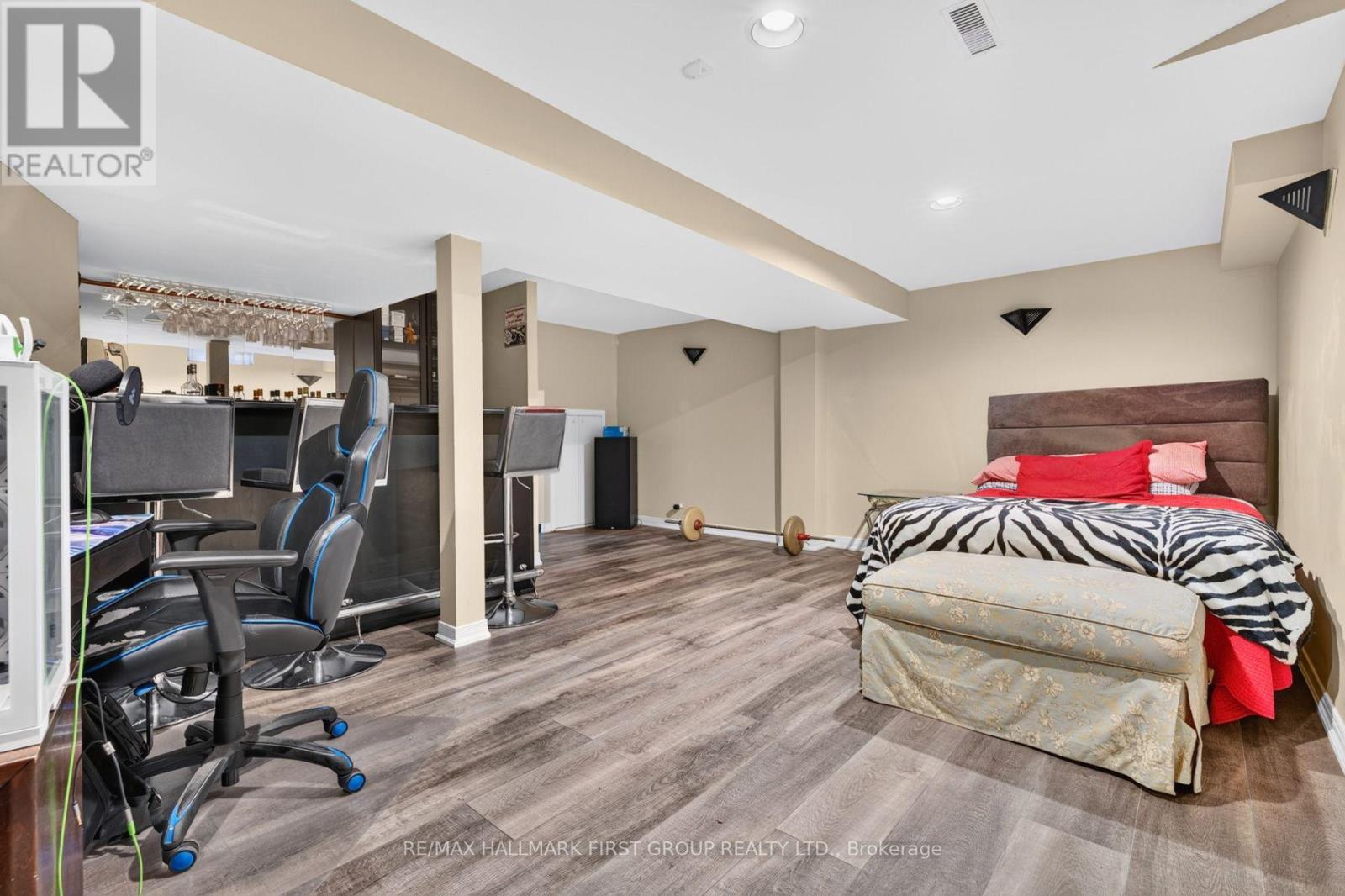 47 ROLLO DRIVE - Image 35