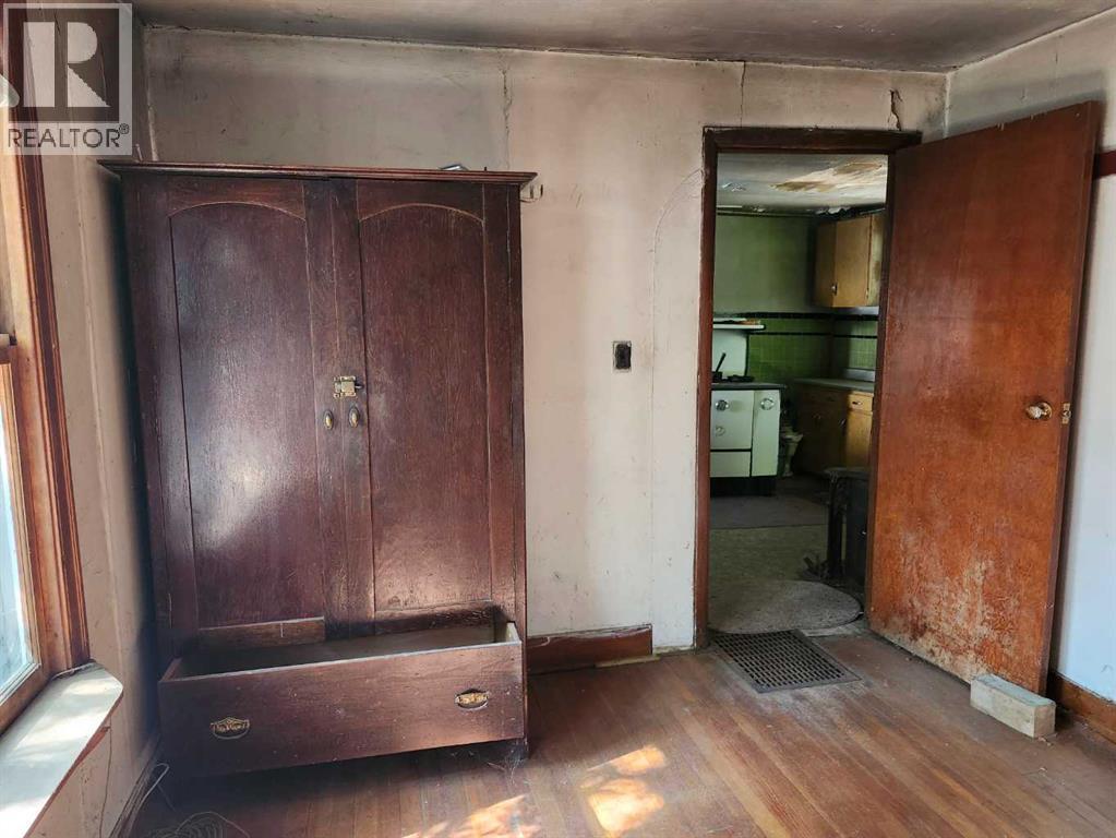 244 2 Avenue - Photo 9