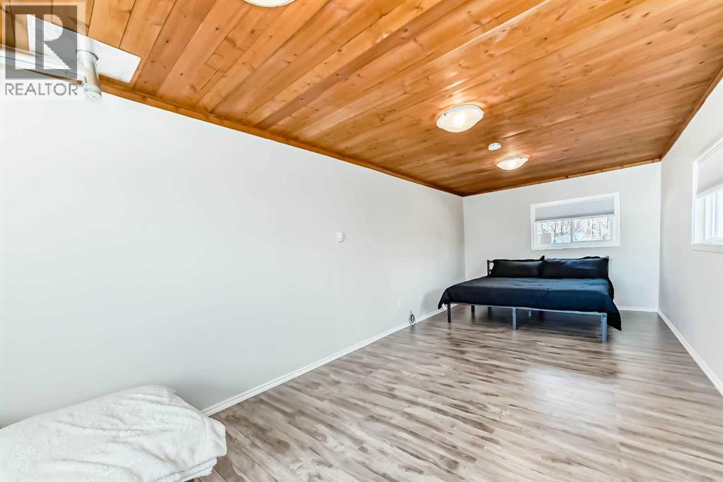 157 Grand Avenue - 41