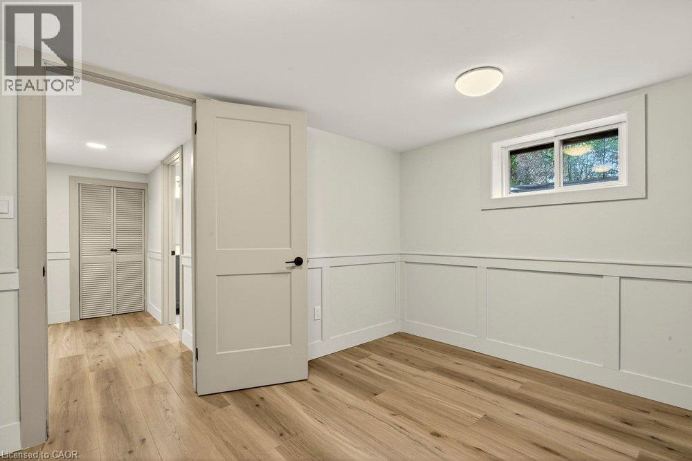 18 GARDEN Avenue - Image 35