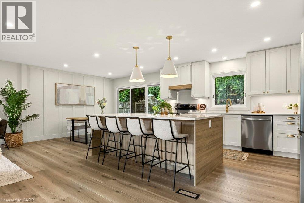 18 GARDEN Avenue - Image 6