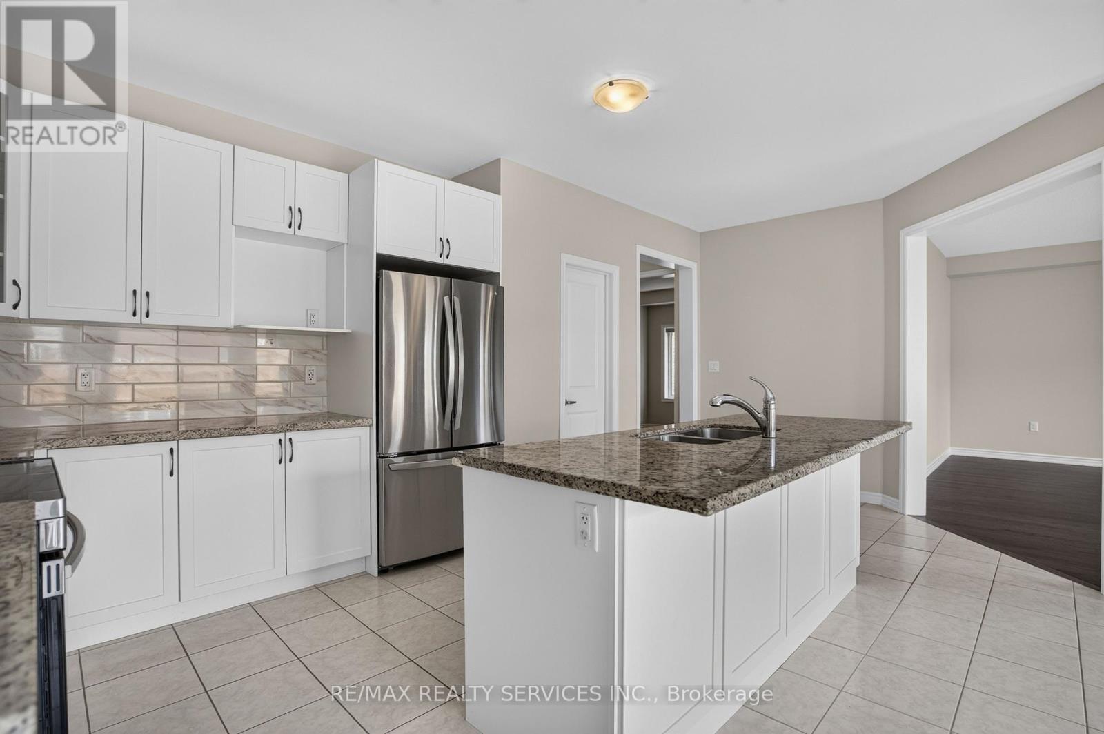 1182 CORBY WAY - 13