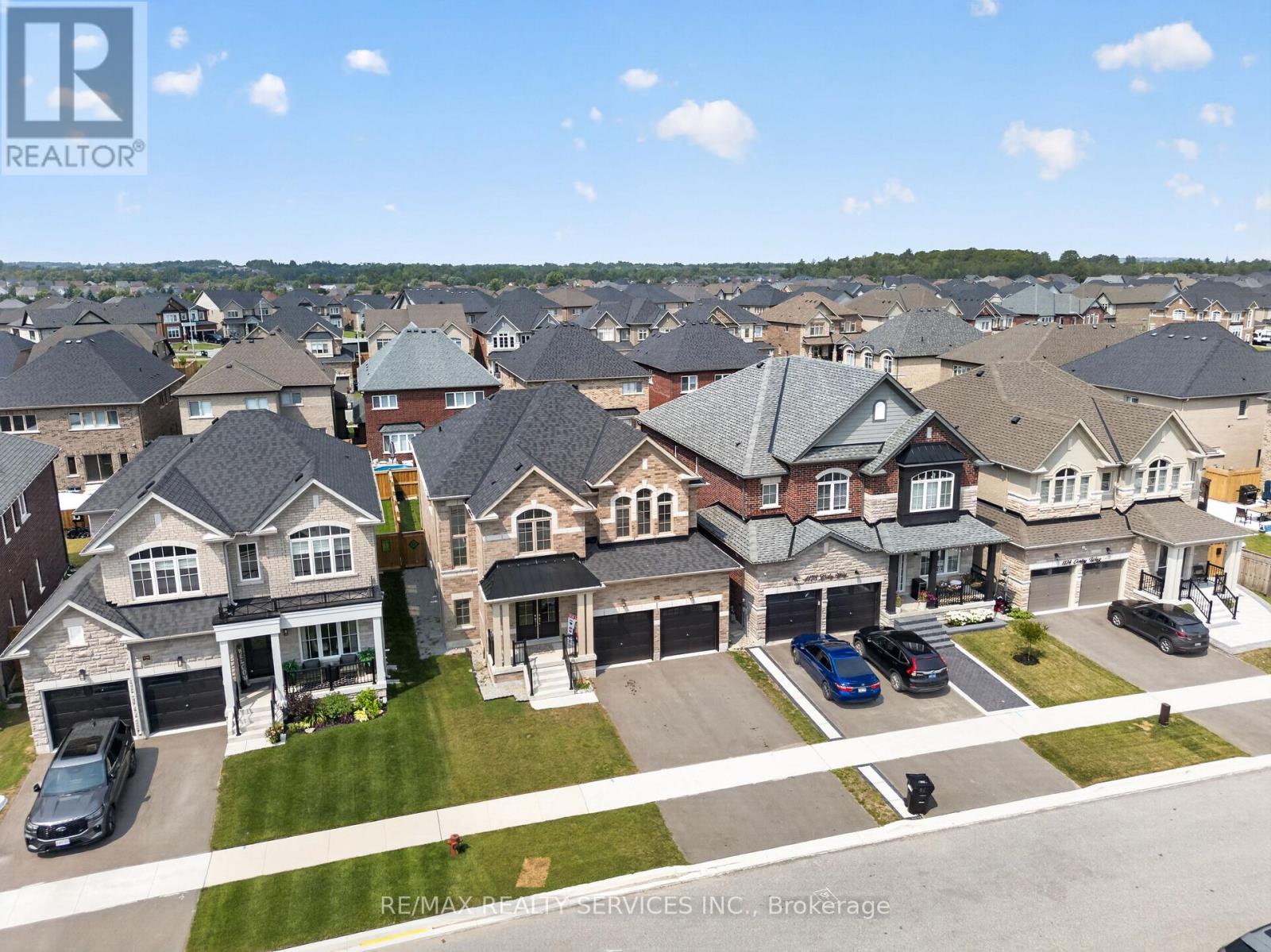 1182 CORBY WAY - 42