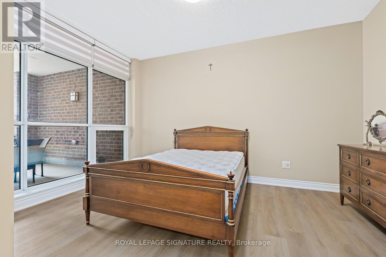 #220 2396 MAJOR MACKENZIE DRIVE W - Image 15