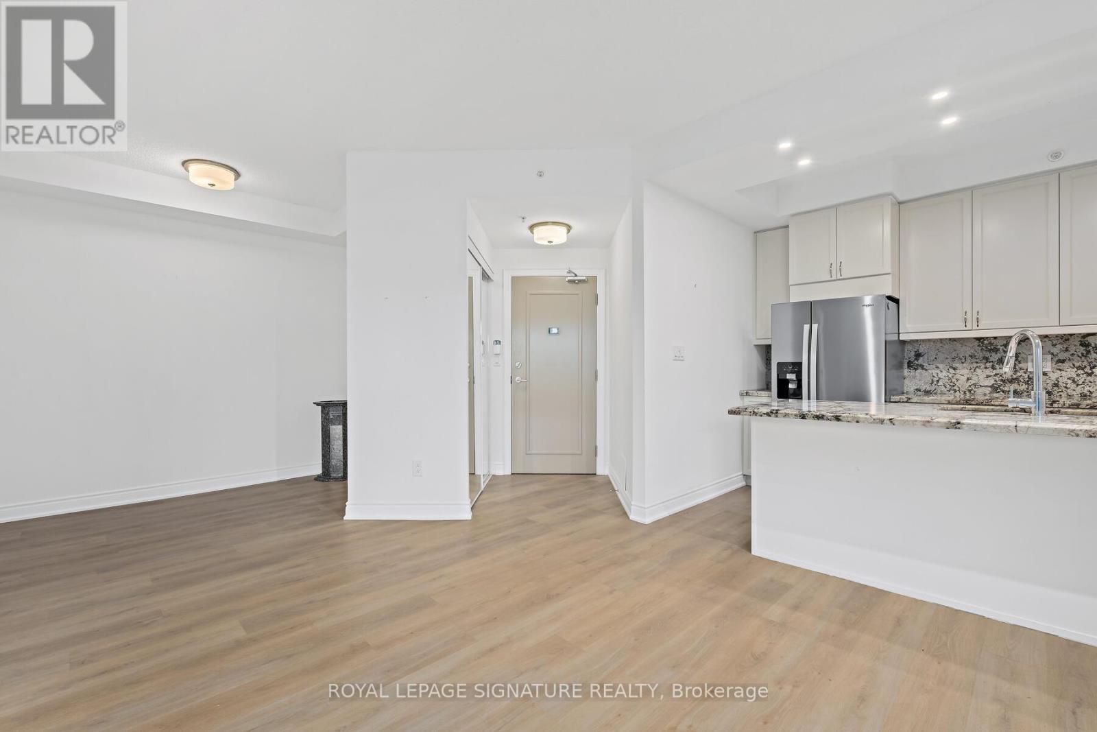 #220 2396 MAJOR MACKENZIE DRIVE W - Image 9