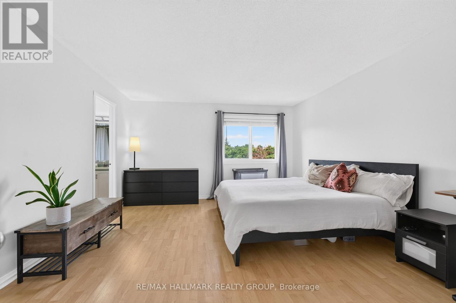 45 BIRCHBANK CRESCENT - Image 35
