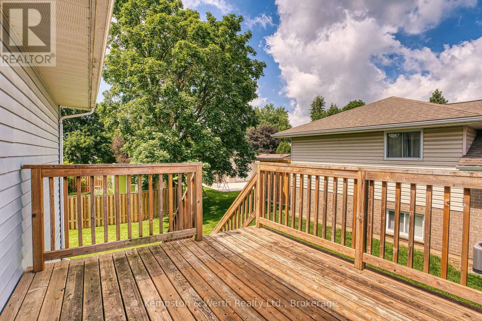 718 EDGAR STREET W - Image 16