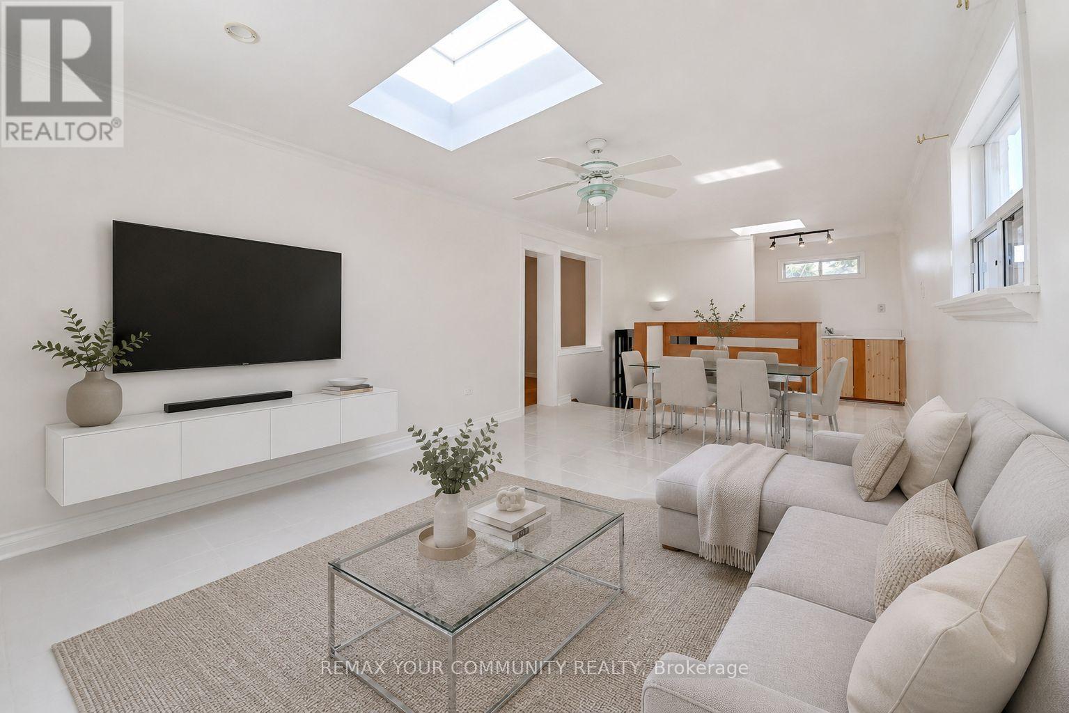 41 STANWOOD CRESCENT - Image 26