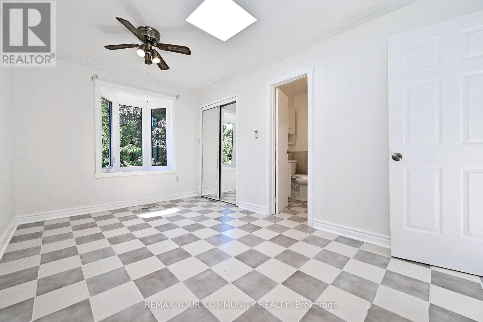 41 STANWOOD CRESCENT - Image 29