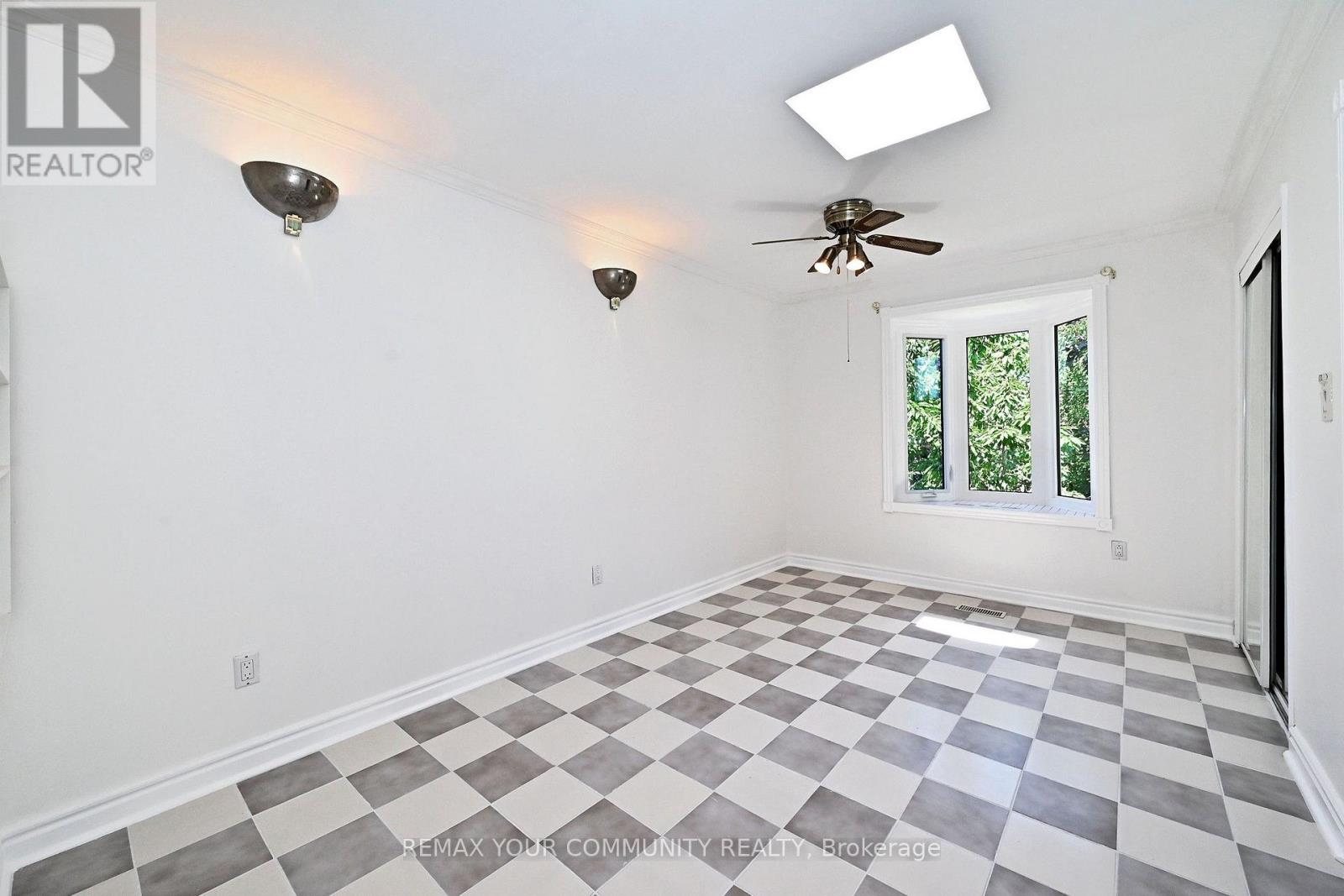 41 STANWOOD CRESCENT - Image 30