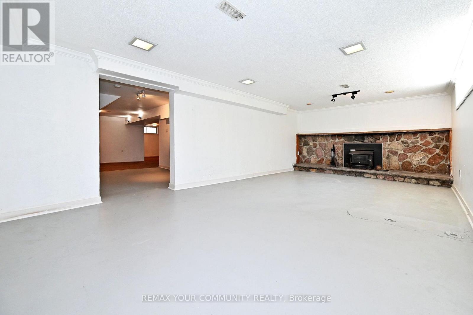 41 STANWOOD CRESCENT - Image 36