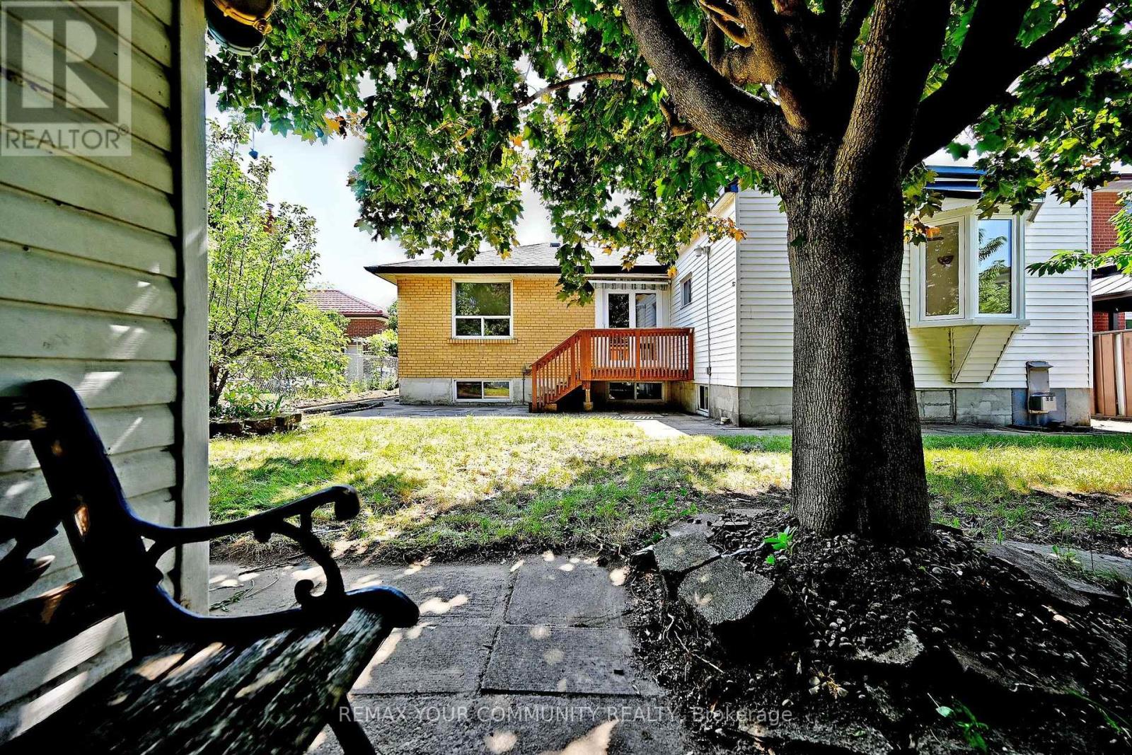 41 STANWOOD CRESCENT - Image 46