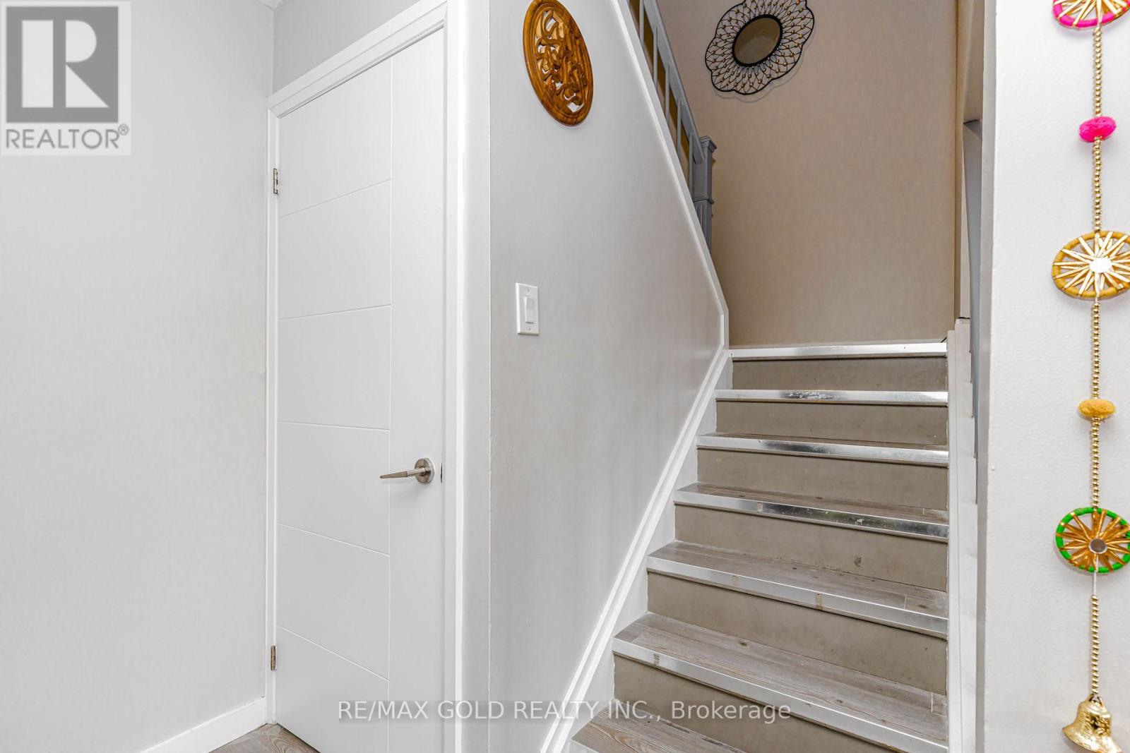 34 JACKMAN DRIVE - 7