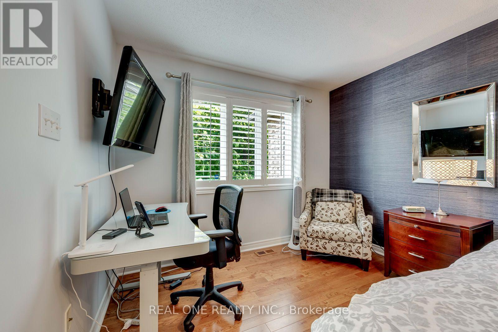 #6 2254 ROCKINGHAM DRIVE - Image 28