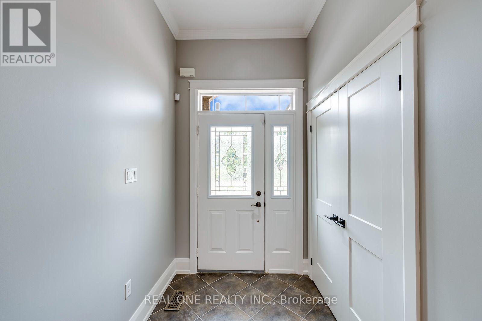 #6 2254 ROCKINGHAM DRIVE - 5