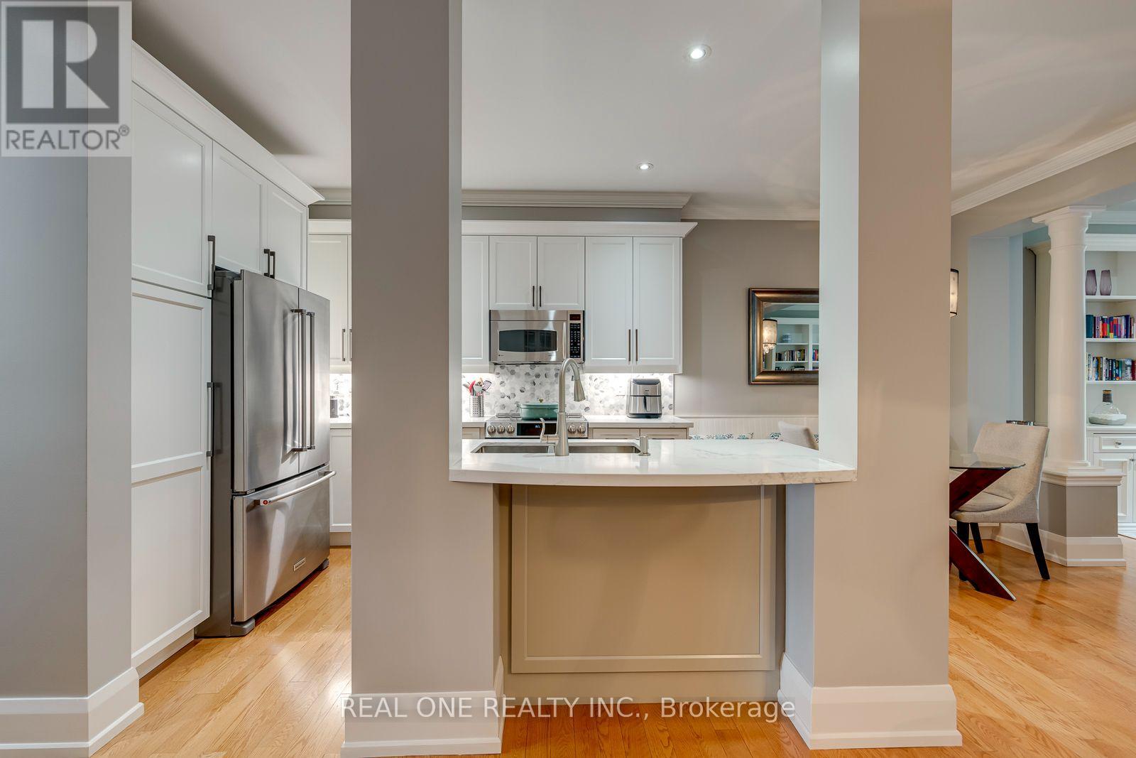 #6 2254 ROCKINGHAM DRIVE - 8