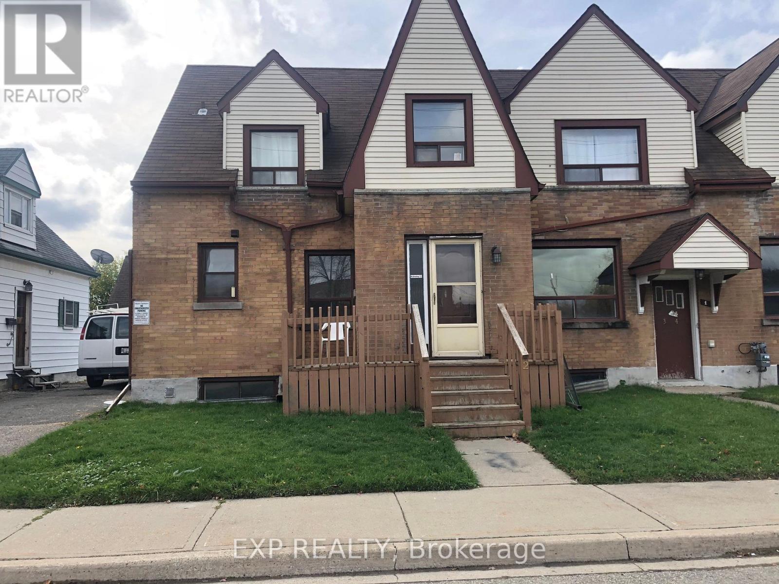 5 - 1 HENDERSON AVENUE