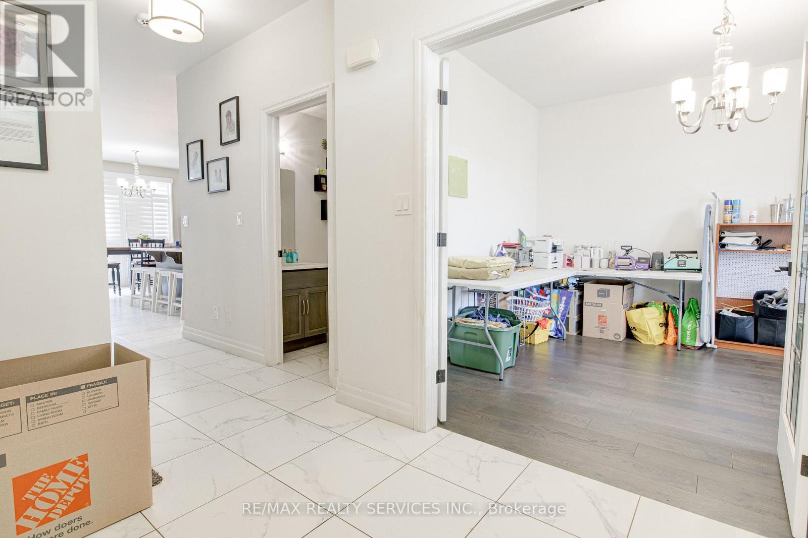240 TAMARACK BLVD BOULEVARD - Image 7