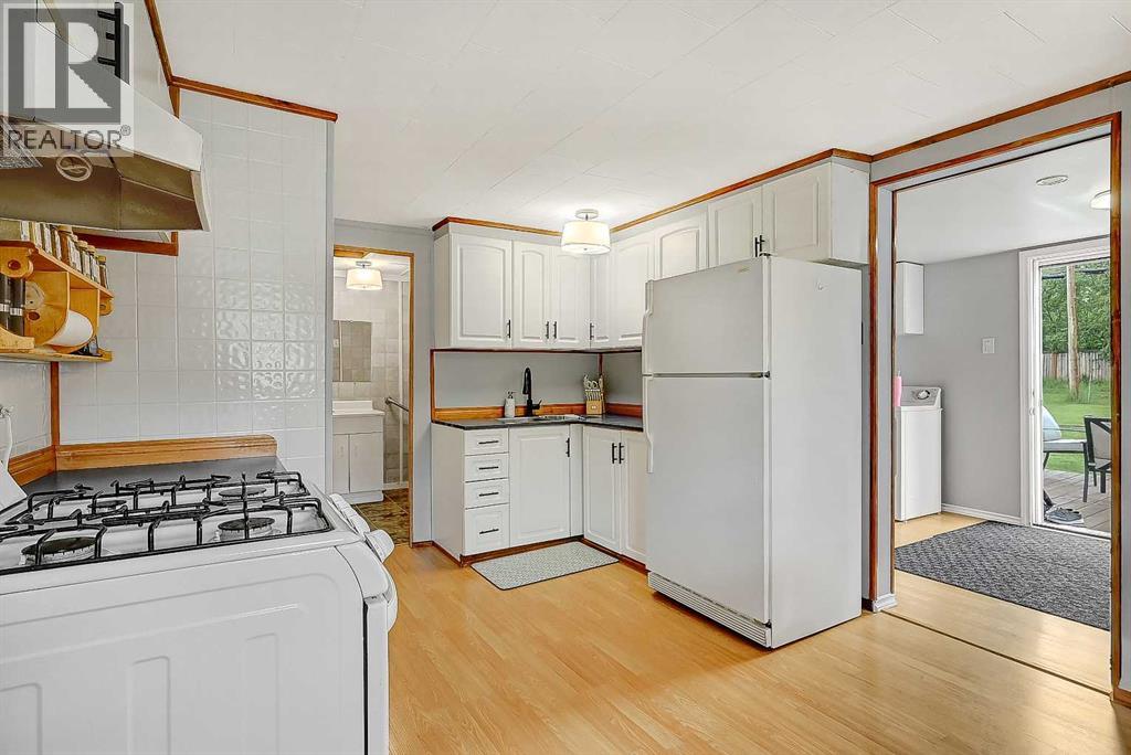 914 6 Avenue - Photo 9
