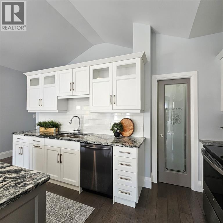 142 Madison D'Andrea AVENUE - 11