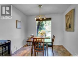 Games room - 1385 Queen Crescent, Moose Jaw, SK S6H3G5 Photo 10