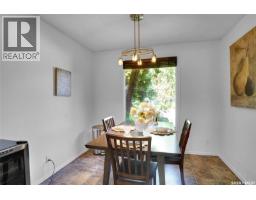 3pc Bathroom - 1385 Queen Crescent, Moose Jaw, SK S6H3G5 Photo 12