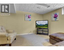 1385 Queen Crescent, Moose Jaw, SK S6H3G5 Photo 30