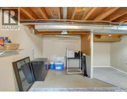 1385 Queen Crescent, Moose Jaw, SK S6H3G5 Photo 38