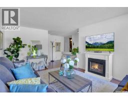 4pc Bathroom - 1385 Queen Crescent, Moose Jaw, SK S6H3G5 Photo 8