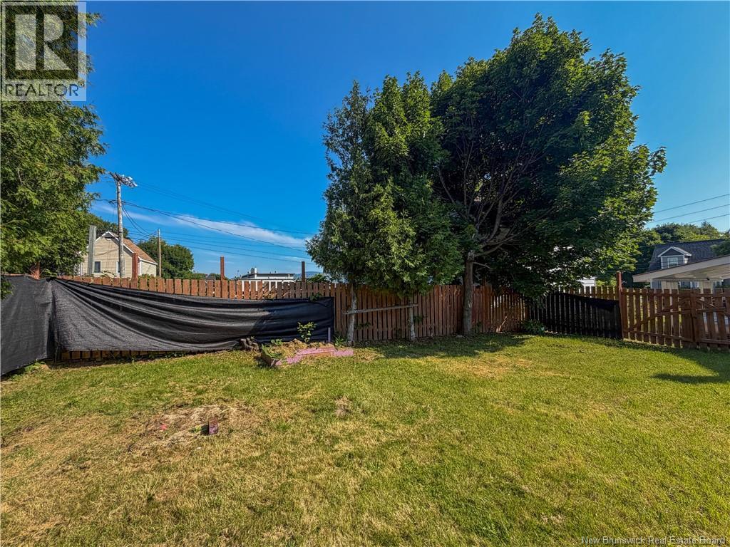 23 Sugarloaf Street - 6