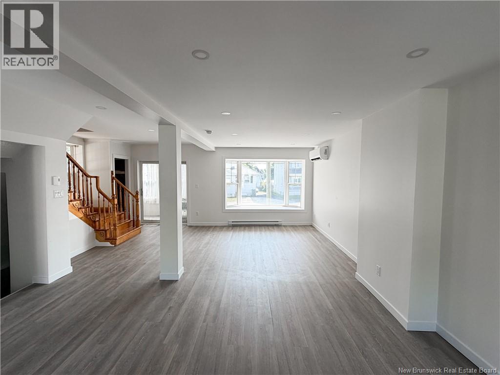 23 Sugarloaf Street - 8