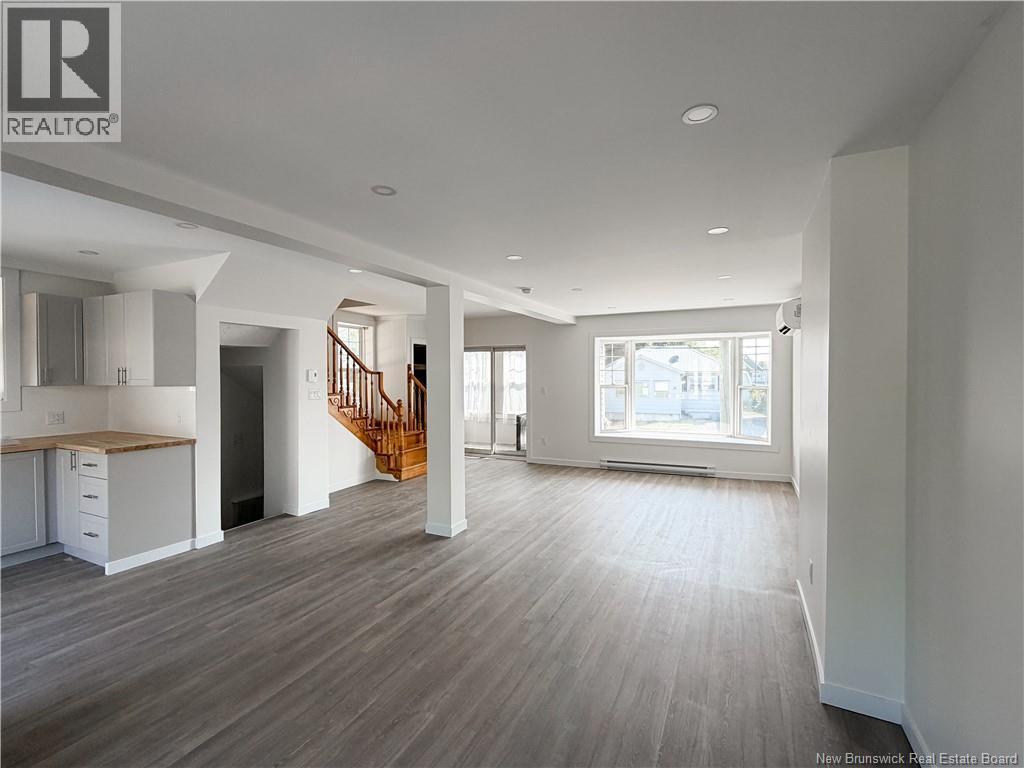 23 Sugarloaf Street - 14