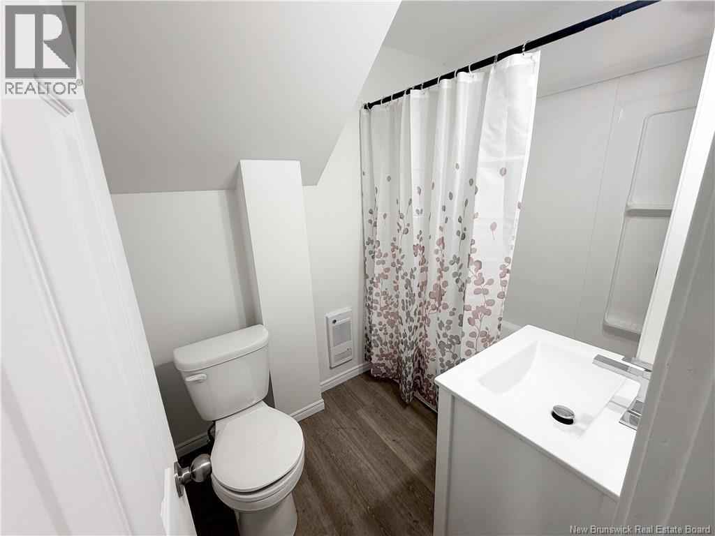 23 Sugarloaf Street - 19