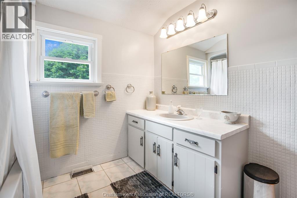 561 QUEEN STREET - Image 27