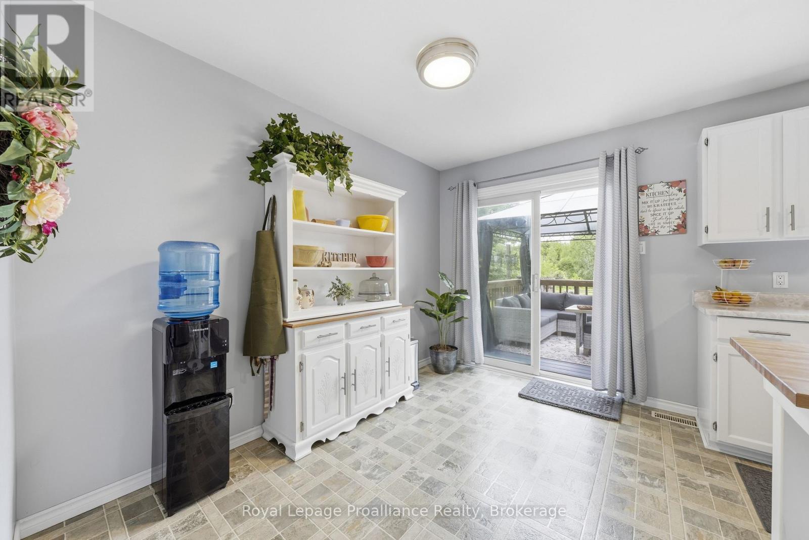 384 CARSON ROAD - Image 12