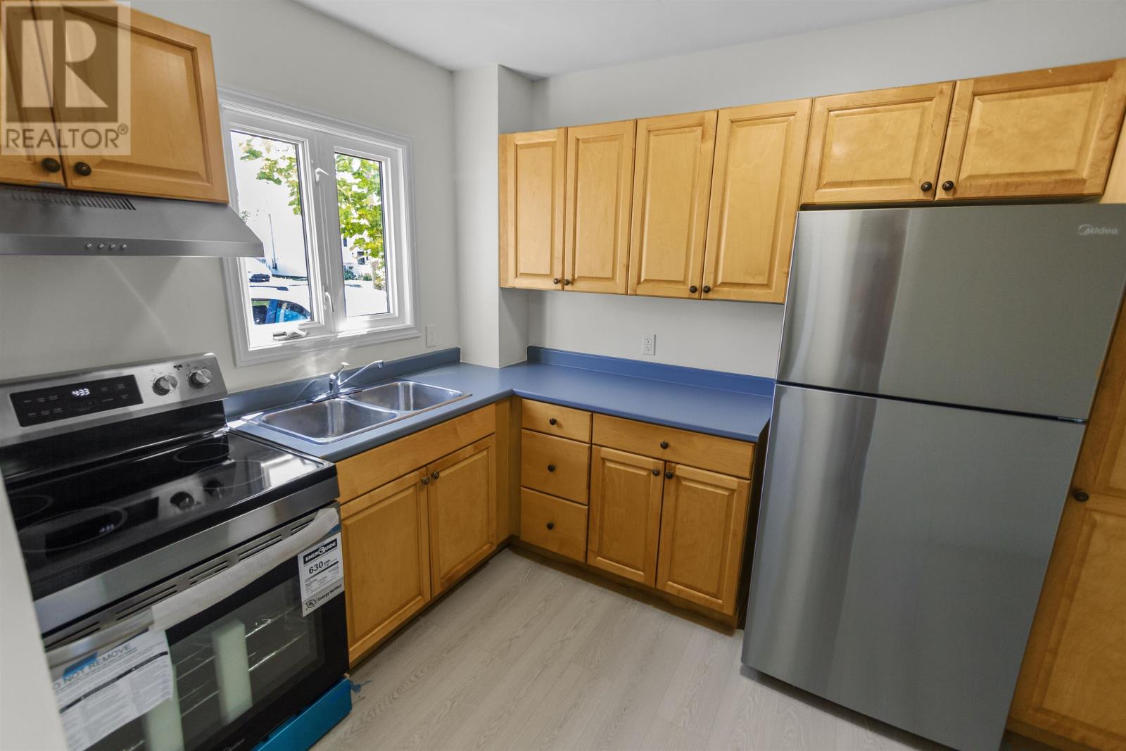 109 Westridge Crescent - 2