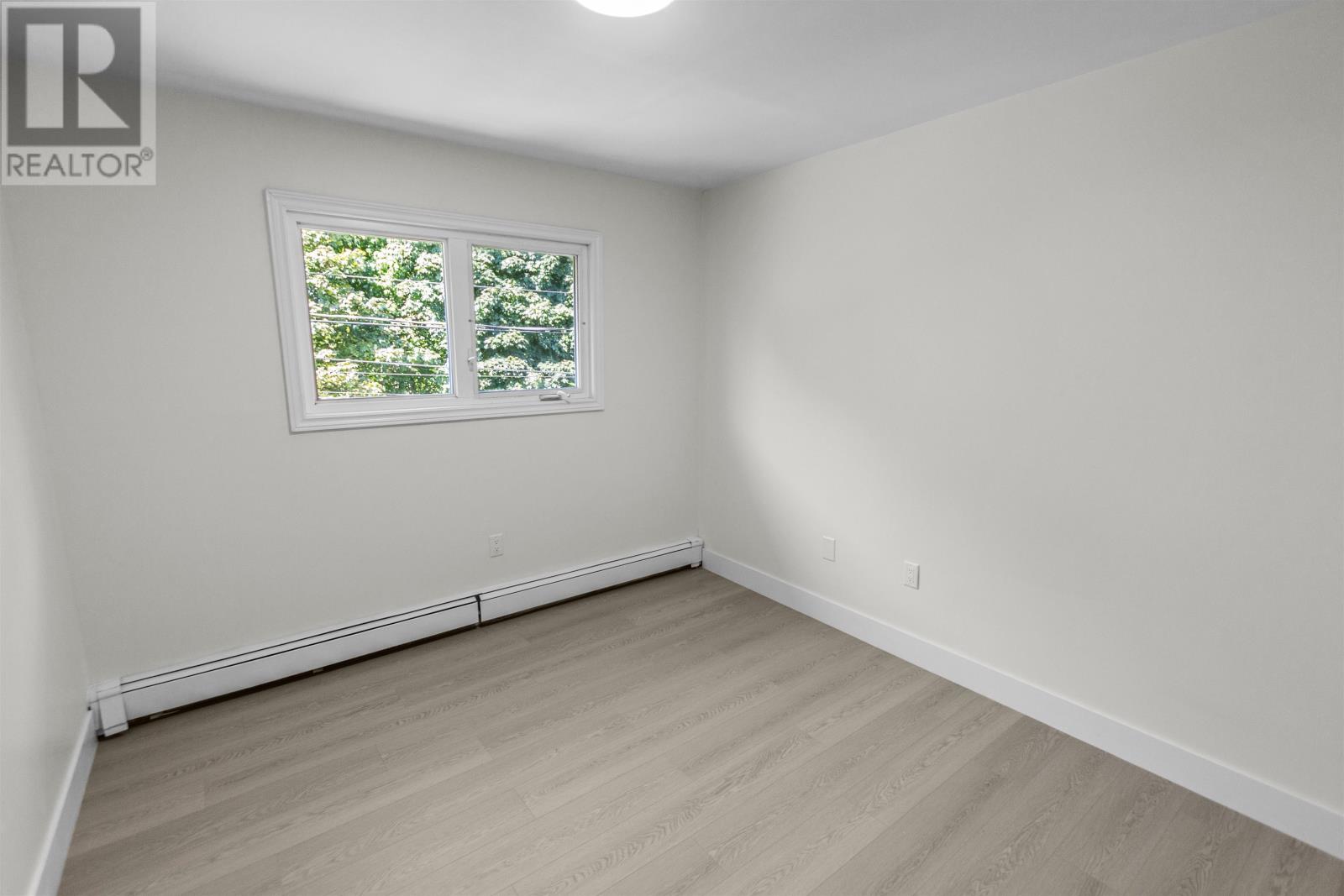 109 Westridge Crescent - Image 8