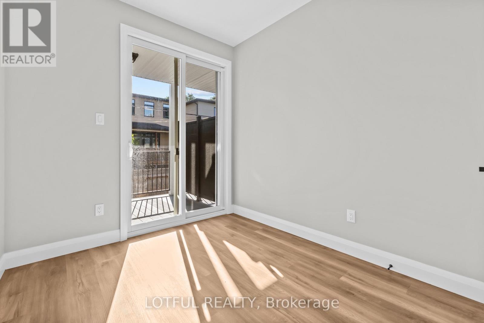 3 Bed, 2 Bath House for Rent in Ottawa – D – 516 TWEEDSMUIR AVENUE, Ottawa – MLS# X13615400 - Image 18