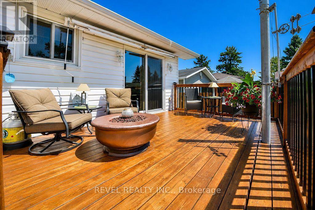 57 HUDSON CRESCENT - 10