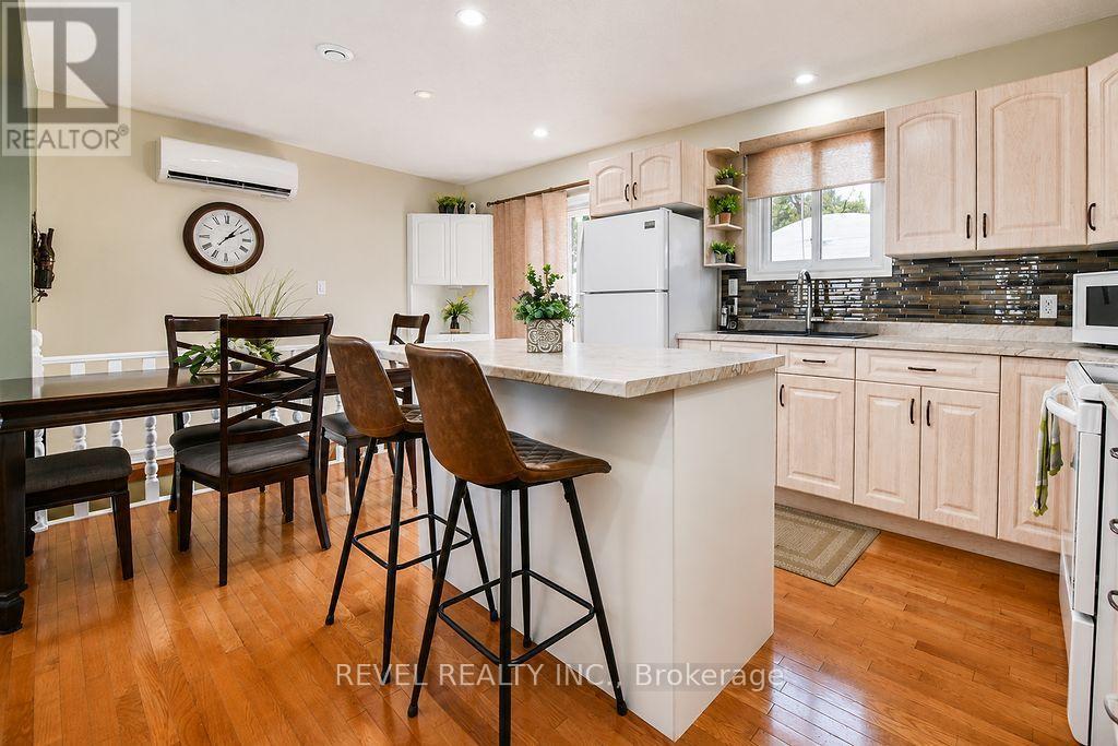 57 HUDSON CRESCENT - 15