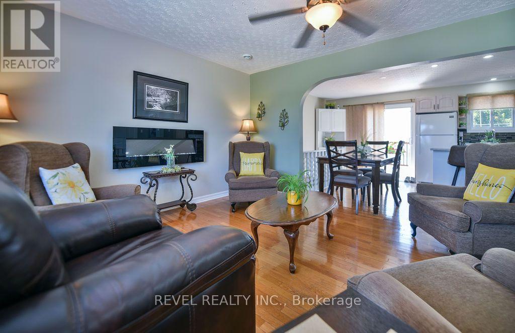 57 HUDSON CRESCENT - 20