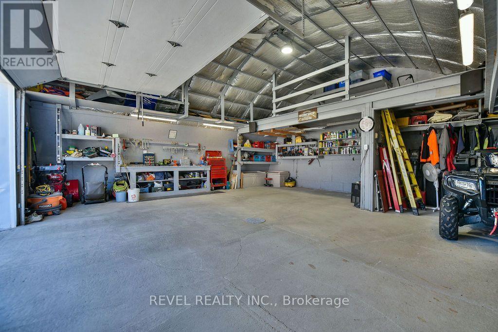 57 HUDSON CRESCENT - 6