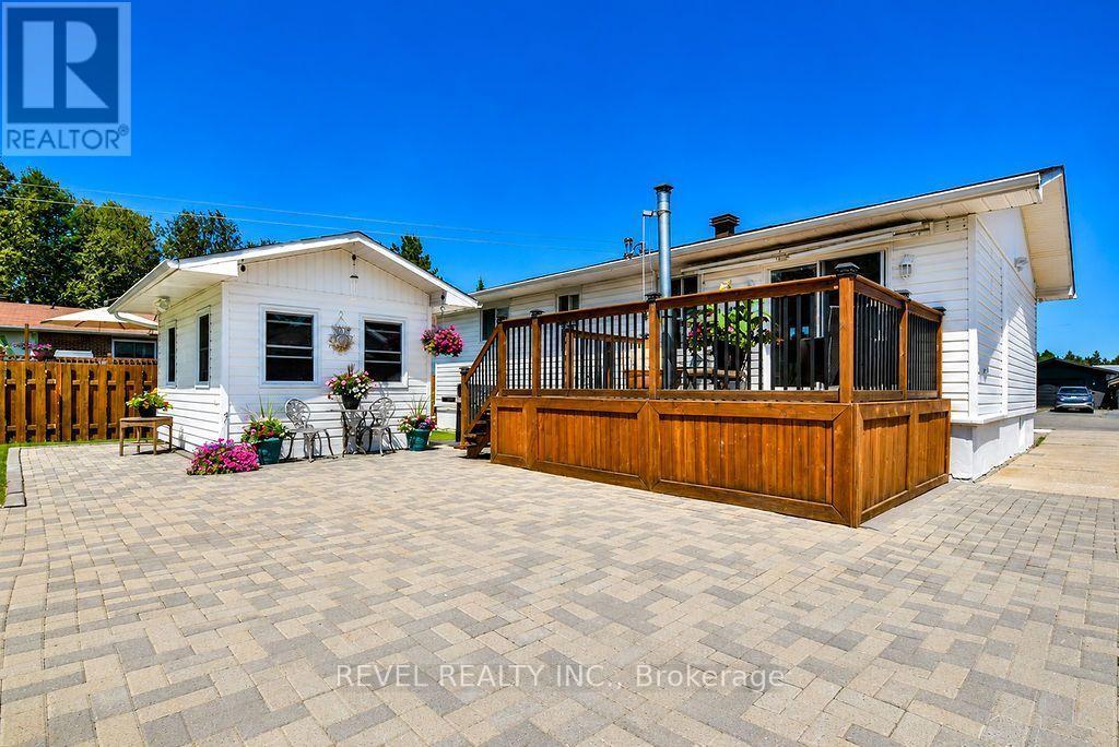 57 HUDSON CRESCENT - 7
